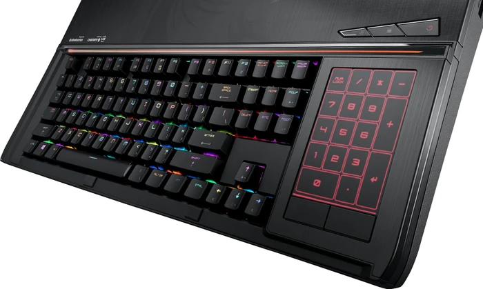 MSI GT83 8RG-008 Titan SLI, Core i7-8850H, 32GB RAM, 512GB SSD, 1TB HDD, 2x GeForce GTX 1080, DE