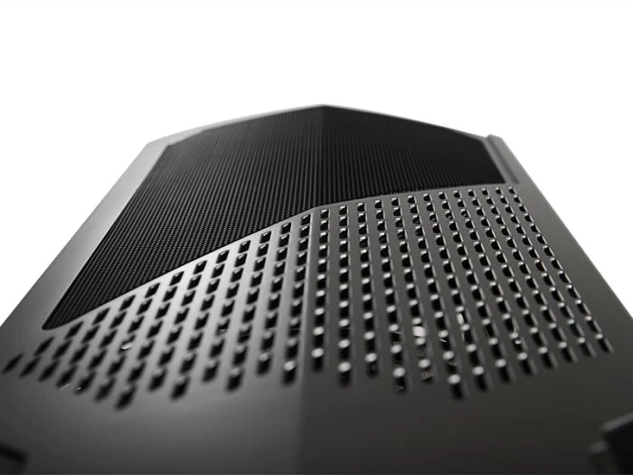 NZXT Phantom 630 Gunmetal, Acrylfenster