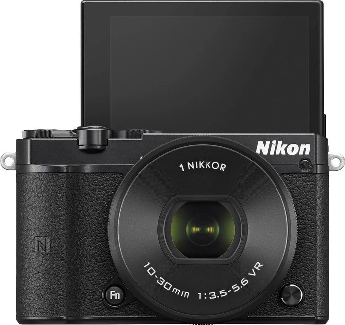 Nikon 1 J5 schwarz mit Objektiv 1 NIKKOR 10-30mm 3.5-5.6 PD-Zoom VR