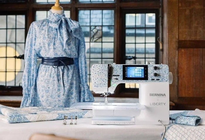 Bernina 495 Liberty Edition Quilt- und Nähmaschine