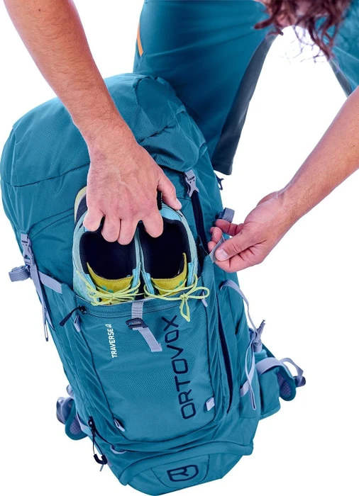 Ortovox Traverse 40 blue sea