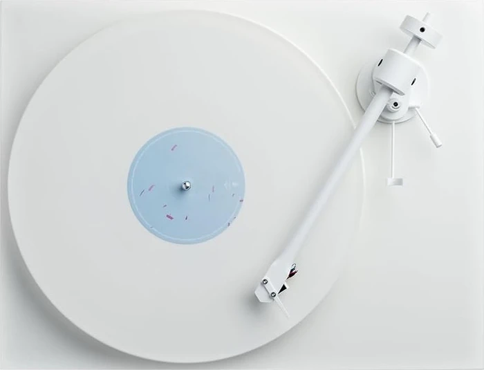 Pro-Ject T1 White Edition