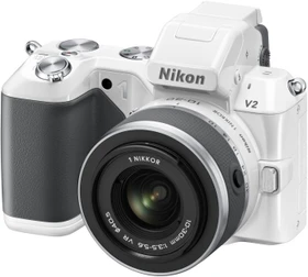 Nikon 1 V2 weiß mit Objektiv 1 NIKKOR 10-30mm 3.5-5.6 VR