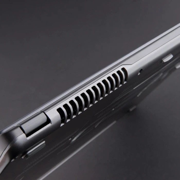 GIGABYTE P35W v5, Core i7-6700HQ, 8GB RAM, 128GB SSD, 1TB HDD, GeForce GTX 970M, DE