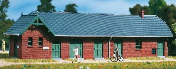 Auhagen Bahnhofstoilette mit Stallung