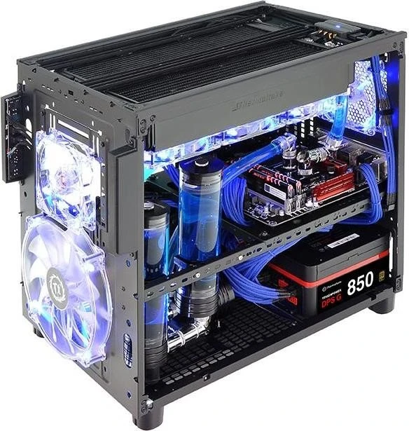 Thermaltake Core X2, Acrylfenster