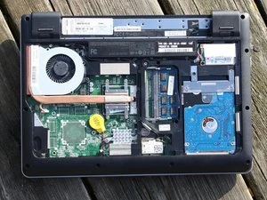 Lenovo ThinkPad Edge E320, Core i3-2350M, 4GB RAM, 320GB HDD, DE