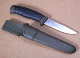 Morakniv Companion (C) Messer military green