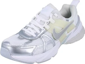 Nike V2K Run white/platinum tint/pure platinum/metallic silver