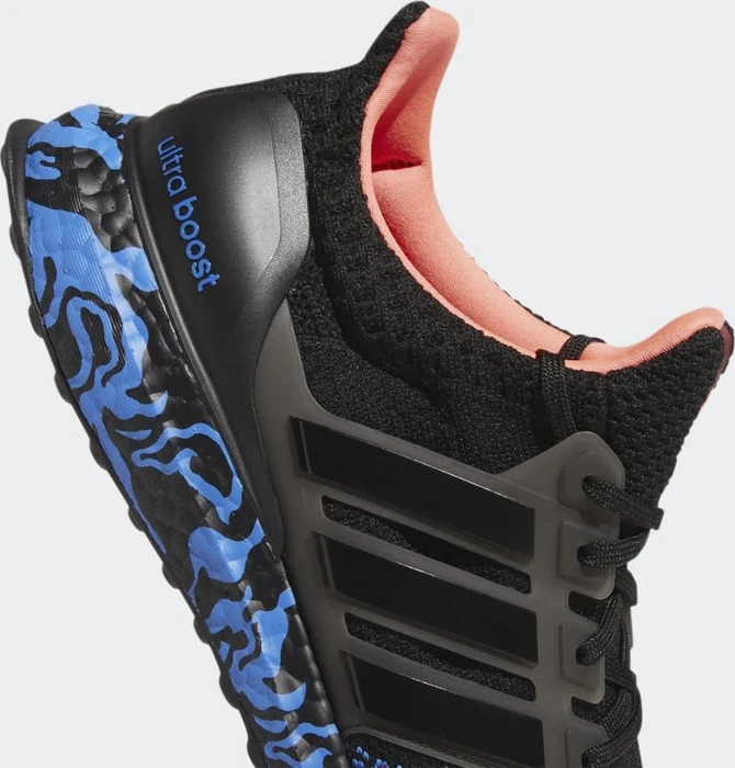 adidas Ultraboost DNA 5.0 core black/vivid red (Herren)