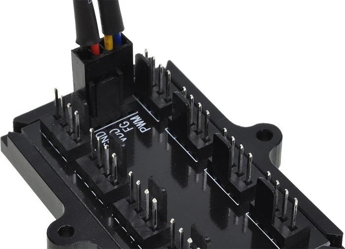 Phobya Lüfterverteiler, 8x 4-Pin