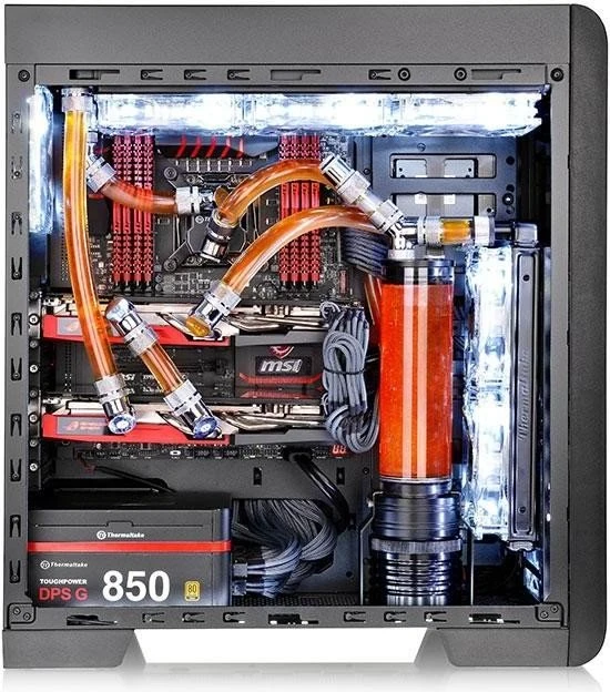Thermaltake Core V41, Acrylfenster