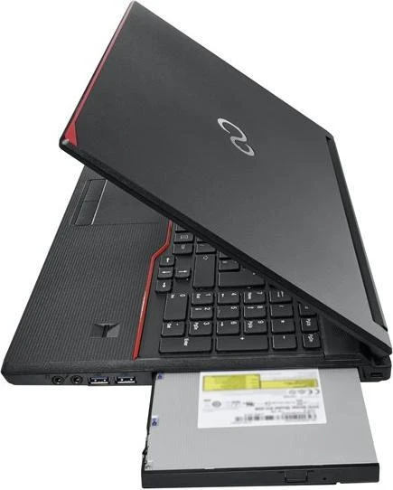 Fujitsu Lifebook E557, Core i3-7100U, 8GB RAM, 256GB SSD, DE