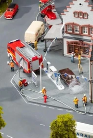 Faller Miniaturfiguren - Feuerwehrkräfte Epoche VI, Set III