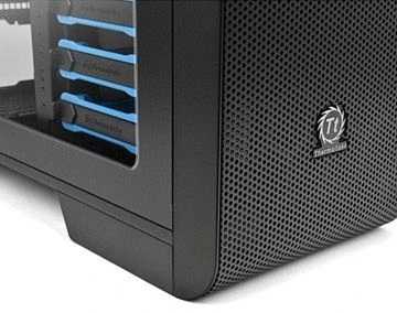 Thermaltake Core V71, Acrylfenster