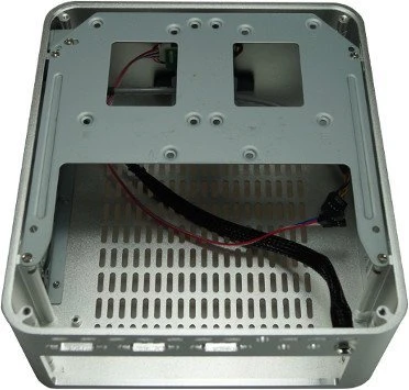 Nanum SE-W80, silber, Mini-ITX