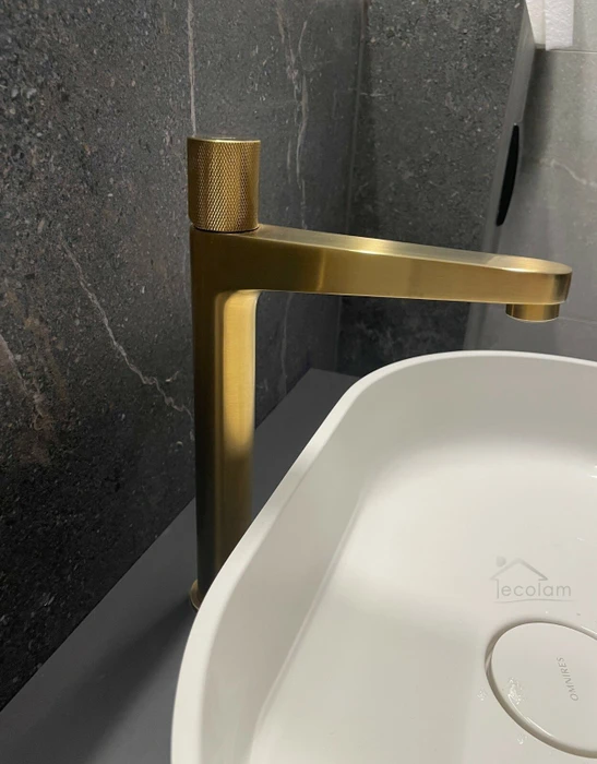 Omnires Y Waschbeckenarmatur hoch gold gebürstet