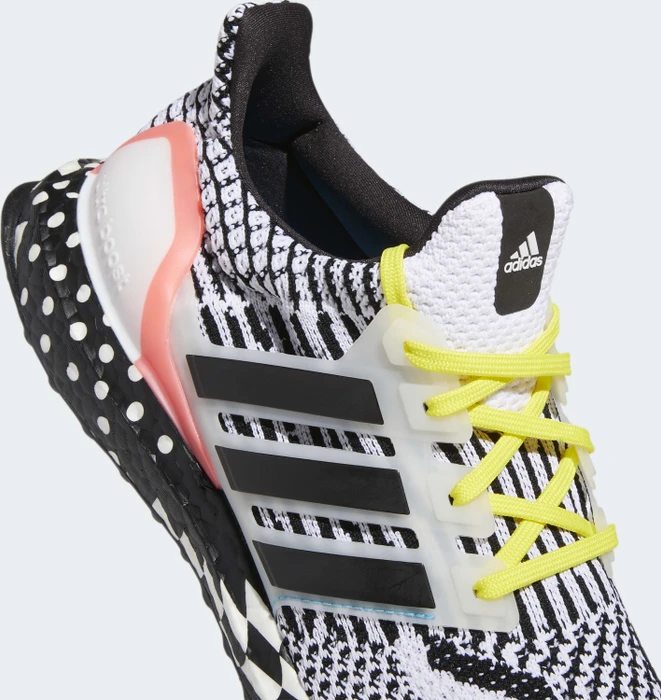 adidas Ultraboost DNA 5.0 cloud white/core black/turbo (Herren)