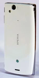 Sony Ericsson Xperia arc S pure white