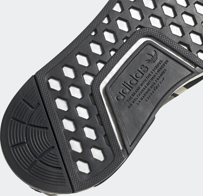 adidas NMD_R1 core black/cloud white (Damen)