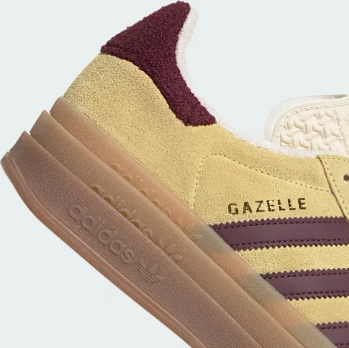 adidas Gazelle Bold almost yellow/maroon/wonder white (Damen)