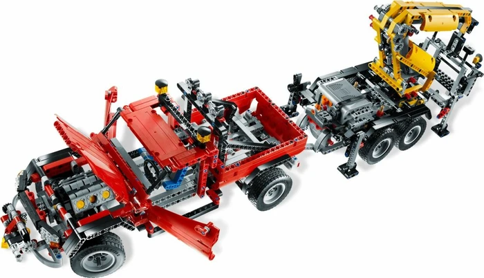 LEGO Technic - Truck mit Power Schwenkkran