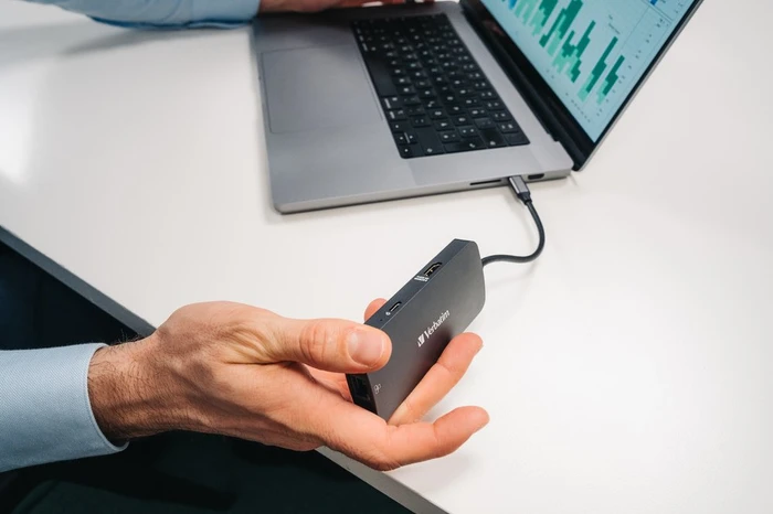 Verbatim USB-C Pro Multiport Hub CMH-05, USB-C 3.0 [Stecker]