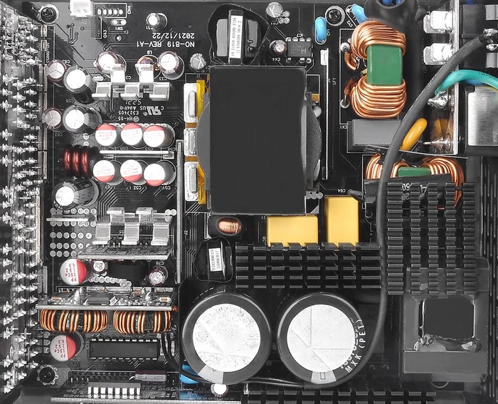 Thermaltake ToughPower GF3 1650W, ATX 3.0