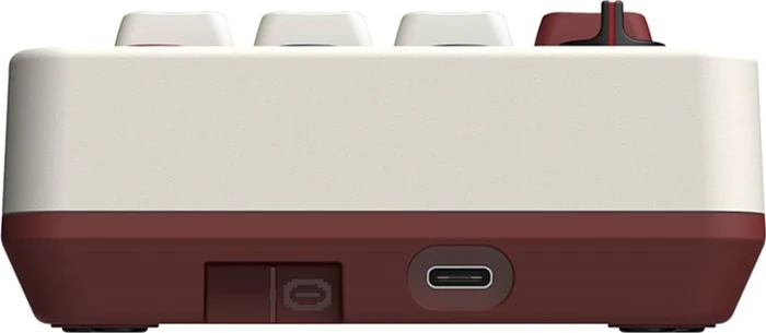 8BitDo Retro 18 Mechanical Numpad Fami Edition, mehrfarbig/rot/weiß, Kailh Box V2 WHITE, hot-swap, USB-C/Bluetooth