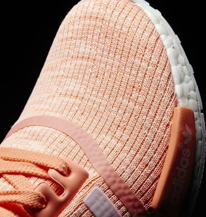 adidas NMD_R1 sun glow/footwear white/haze coral (Damen)