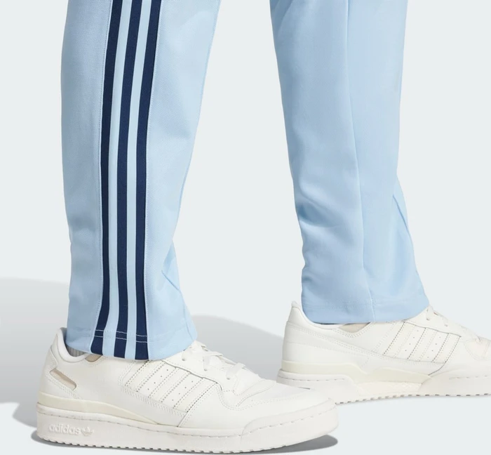 adidas Adicolor Classics Beckenbauer Trainingshose lang clear sky/night indigo (Herren)