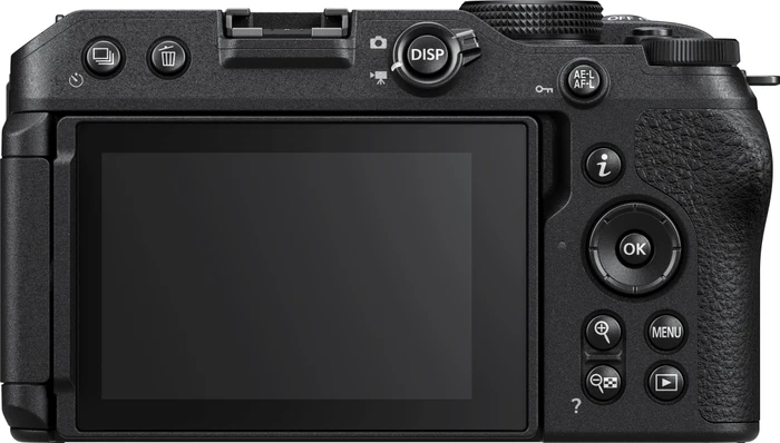 Nikon Z 30 mit Objektiv Z DX 18-140mm 3.5-6.3 VR