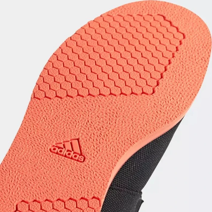 adidas Powerlift 4 core black/night metallic/signal coral (Herren)