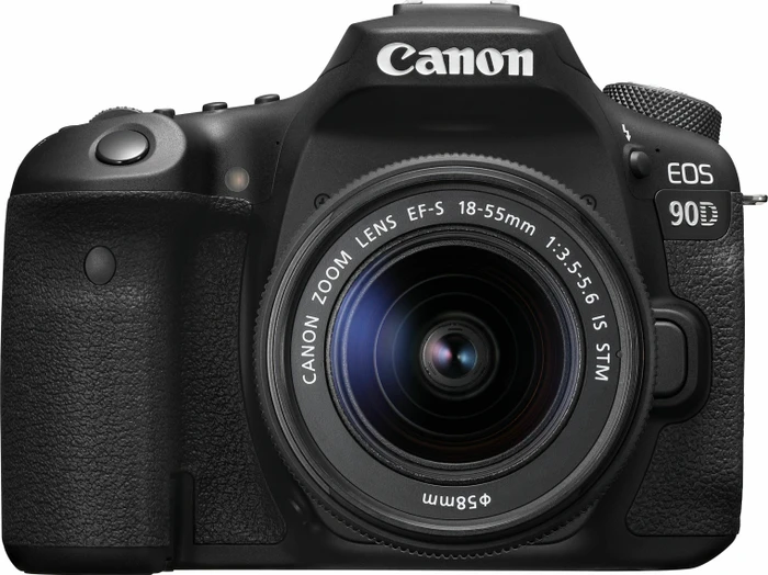 Canon EOS 90D mit Objektiv EF-S 18-55mm 3.5-5.6 IS STM