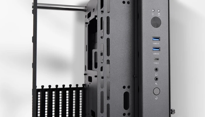 Thermaltake Core P3 TG Pro, schwarz, Glasfenster