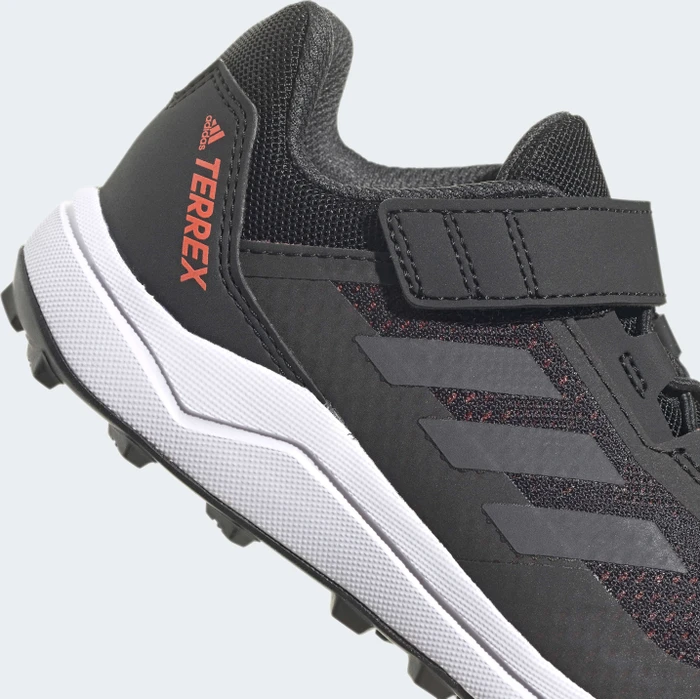 adidas Terrex Agravic Flow Primegreen core black/dgh solid grey/solar red (Junior)