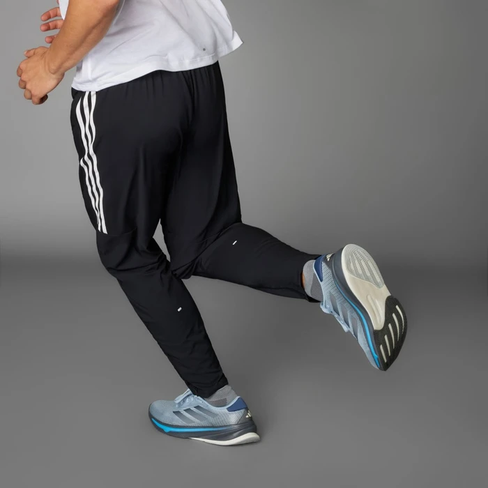 adidas Own the Run 3-Streifen Trainingshose lang schwarz (Herren)