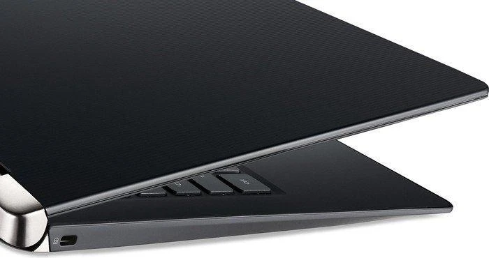 Acer Aspire V Nitro VN7-571G-535R, Core i5-4210U, 8GB RAM, 128GB SSD, 500GB HDD, GeForce 840M, DE