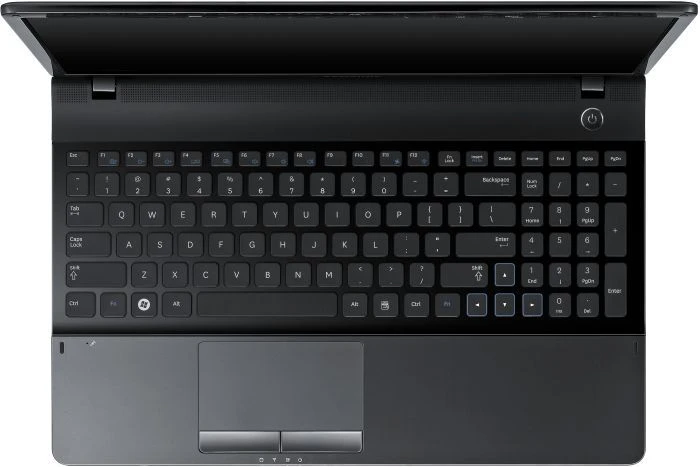 Samsung 300E5C, Core i5-2410M, 4GB RAM, 500GB HDD, GeForce GT 620M, DE