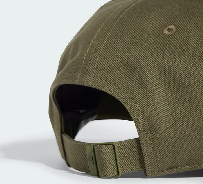 adidas New Logo Baseball Kappe olive strata/black