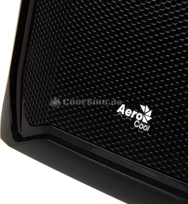AeroCool V3X Advance Black Edition, schallgedämmt