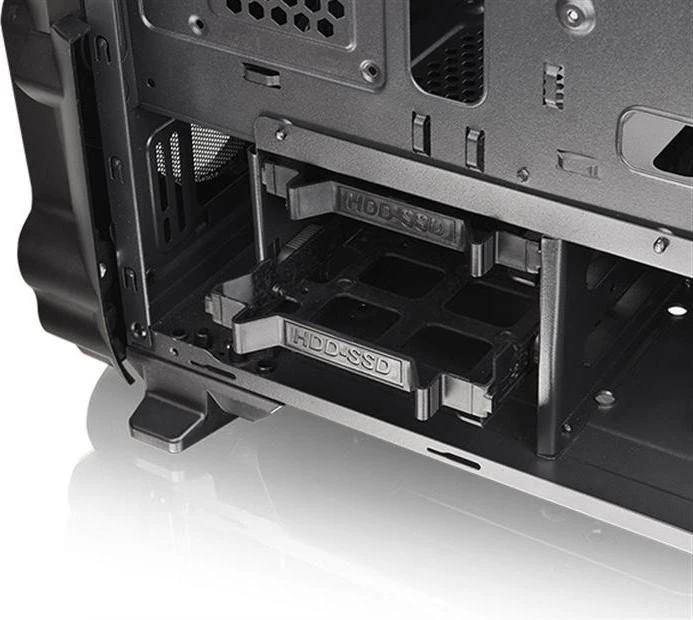Thermaltake Versa N24, Acrylfenster