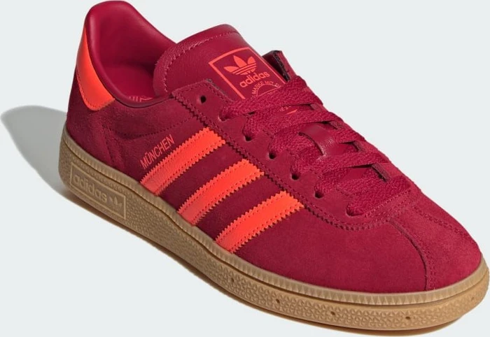 adidas München team victory red/solar red/gum (Damen)