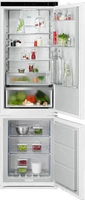 AEG Electrolux 7000 GreenZone NSC7C181DS