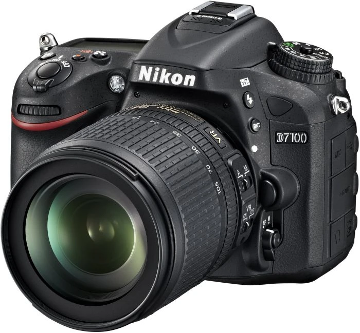 Nikon D7100 mit Objektiv AF-S DX 18-105mm 3.5-5.6 G ED VR