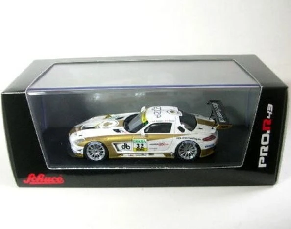 Schuco Mercedes-Benz SLS AMG GT3 #32 Heico Motorsport (Baumann/Proczyk)