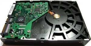 Samsung Spinpoint F1 750GB, 3.5" / SATA 3Gb/s