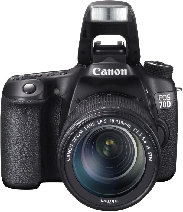 Canon EOS 70D mit Objektiv EF-S 18-135mm 3.5-5.6 IS STM
