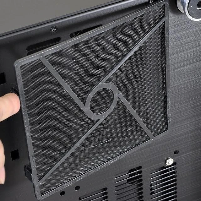 Lian Li PC-V33WX schwarz, Glasfenster