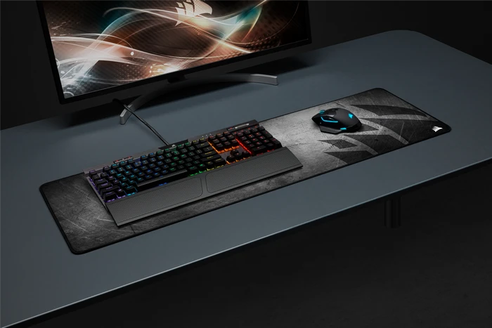 Corsair MM300 PRO Premium Spill-Proof Cloth Gaming Mouse Pad - Extended, schwarz/grau